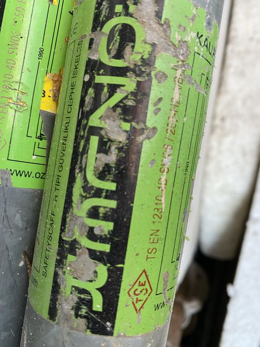 Schela zincata 4 nivele….foarte putin folosita