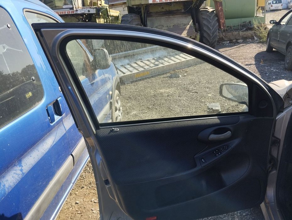 Dezmembrari  Fiat STILO (192)  2001  > 2010 1.2 16V (192_XA1B) Benzina