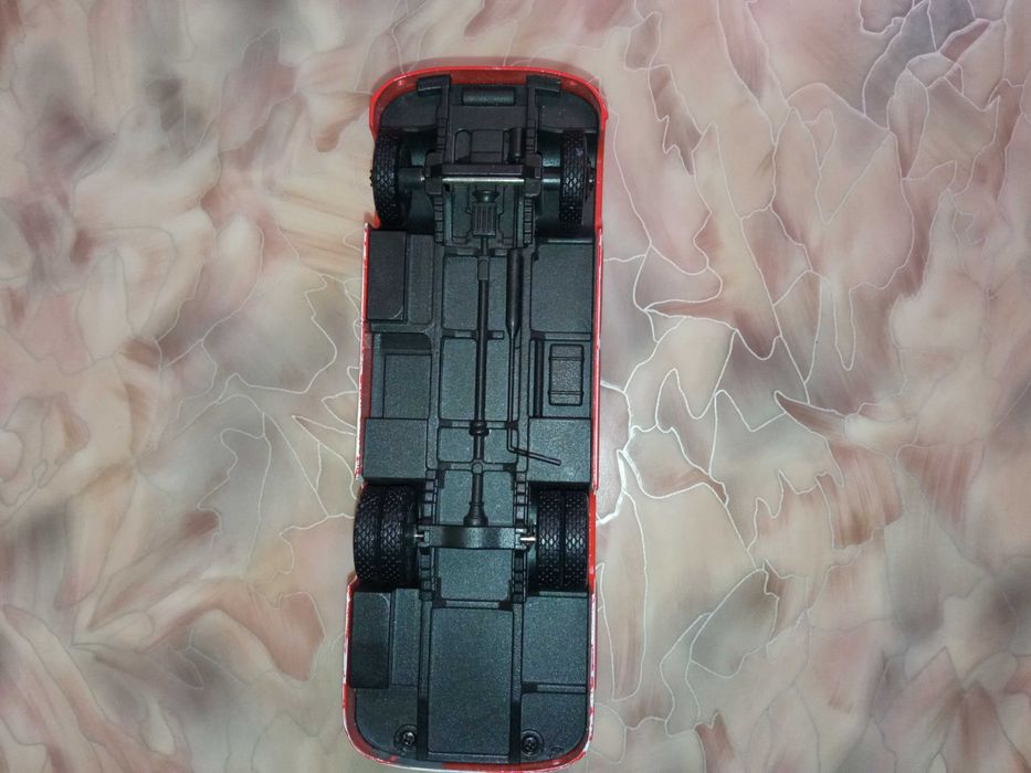 Модель ПАЗ 672 М (Красный)