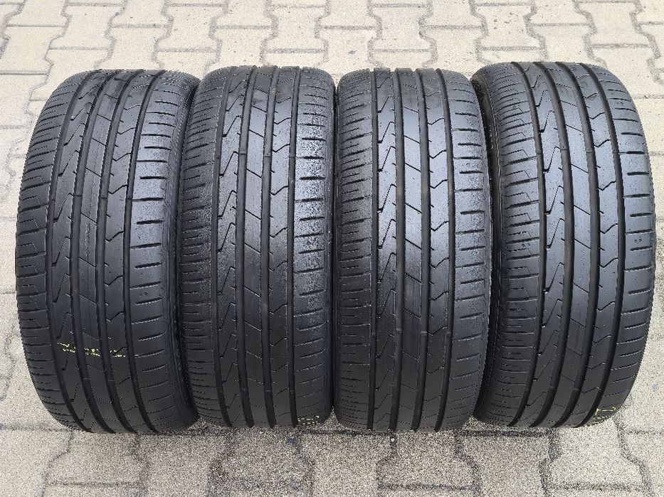 215 40 17 Hankook 2 бр.