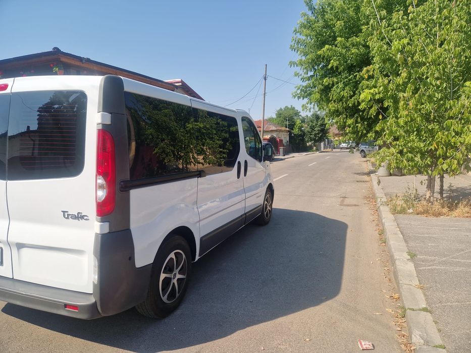 RENAULT Trafic 2012 — imagine 4