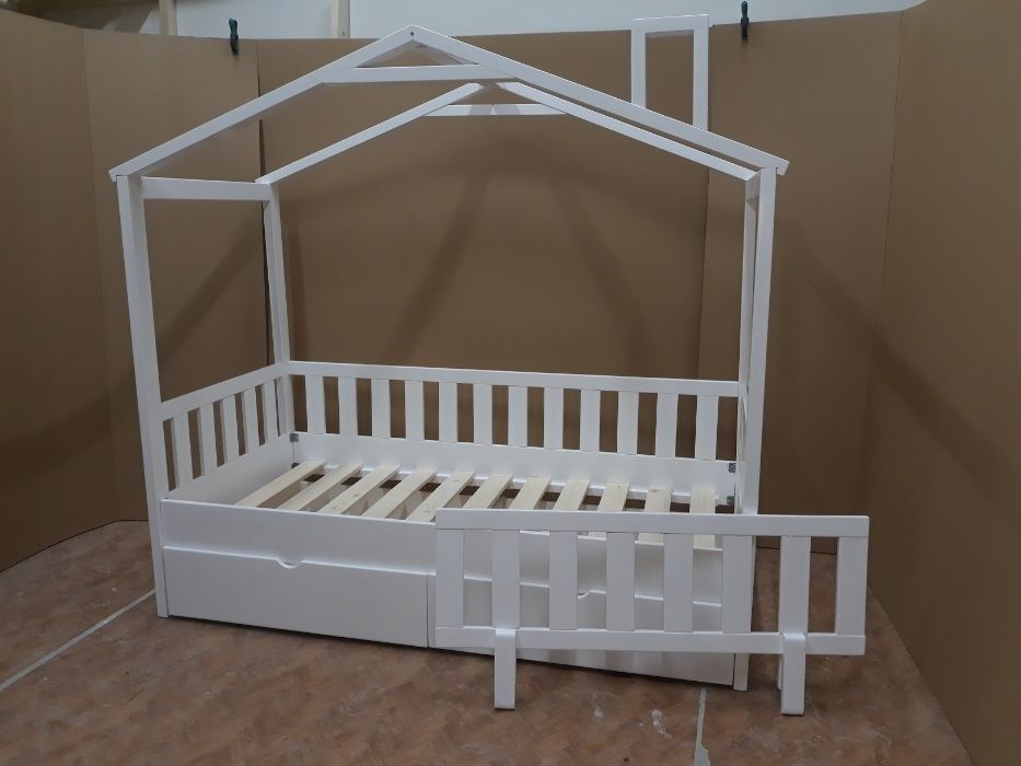 TRANSPORT GRATUIT.Pat tip casuta cod 305