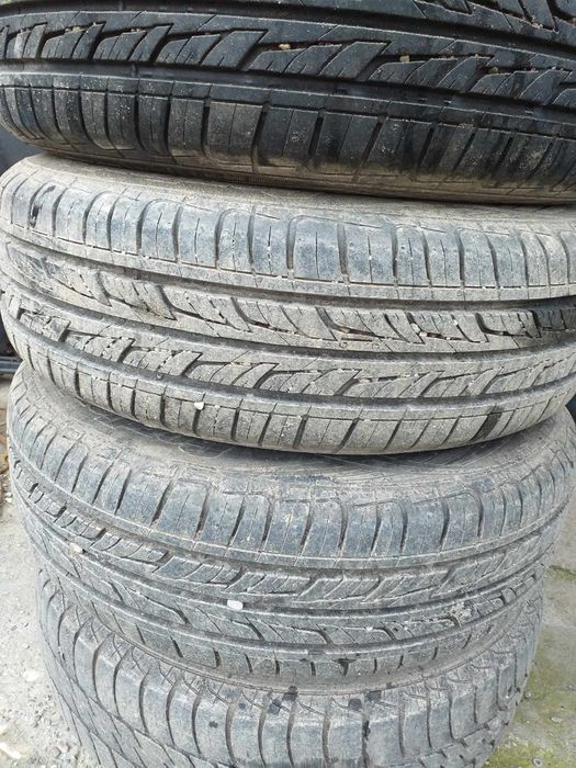 Roti renault cu 3 anvelope aproape noi