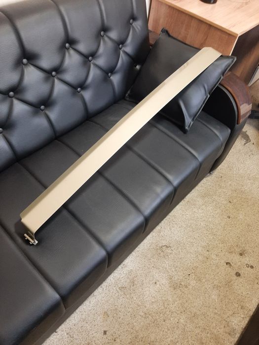 Продается спойлер на крышу ваз