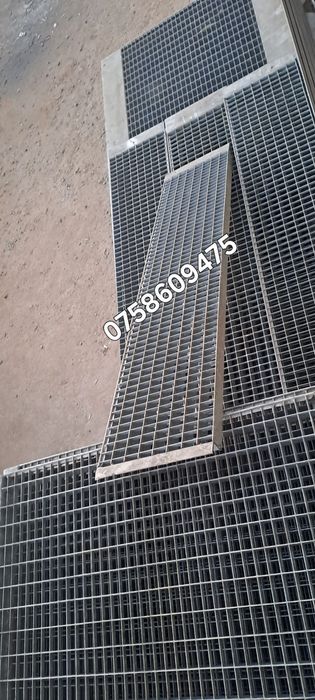 Trepte-Grilaje zincate 120x24