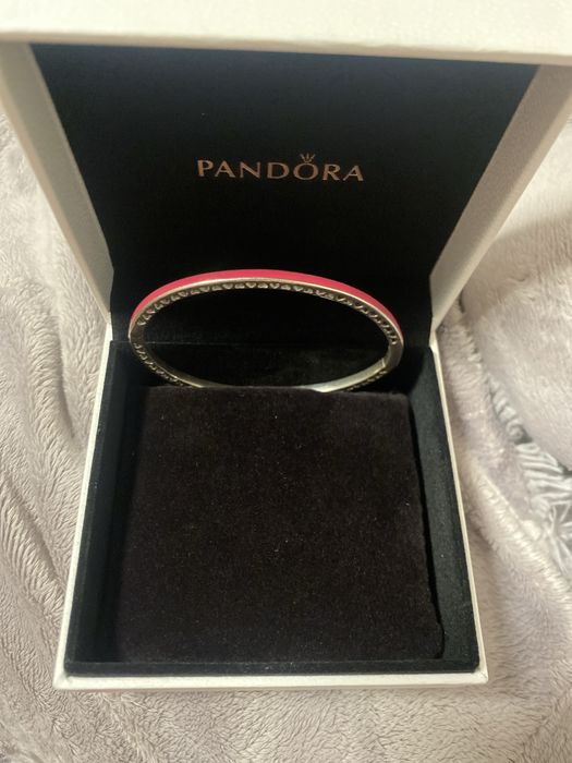 Гривна на Пандора