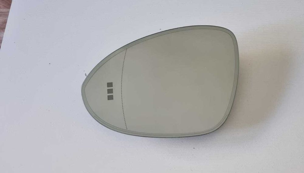 Sticla oglinda stanga dreapta Porsche Cayenne heliomata cu asistenta