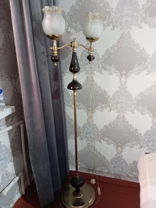 Эллептический тренажёр, мяч с насосом в подарок.