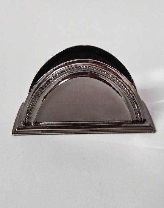 Масивен метален салфетник