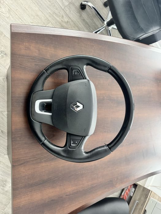 Volan  Renault Latitude Mahon + piele si comenzi