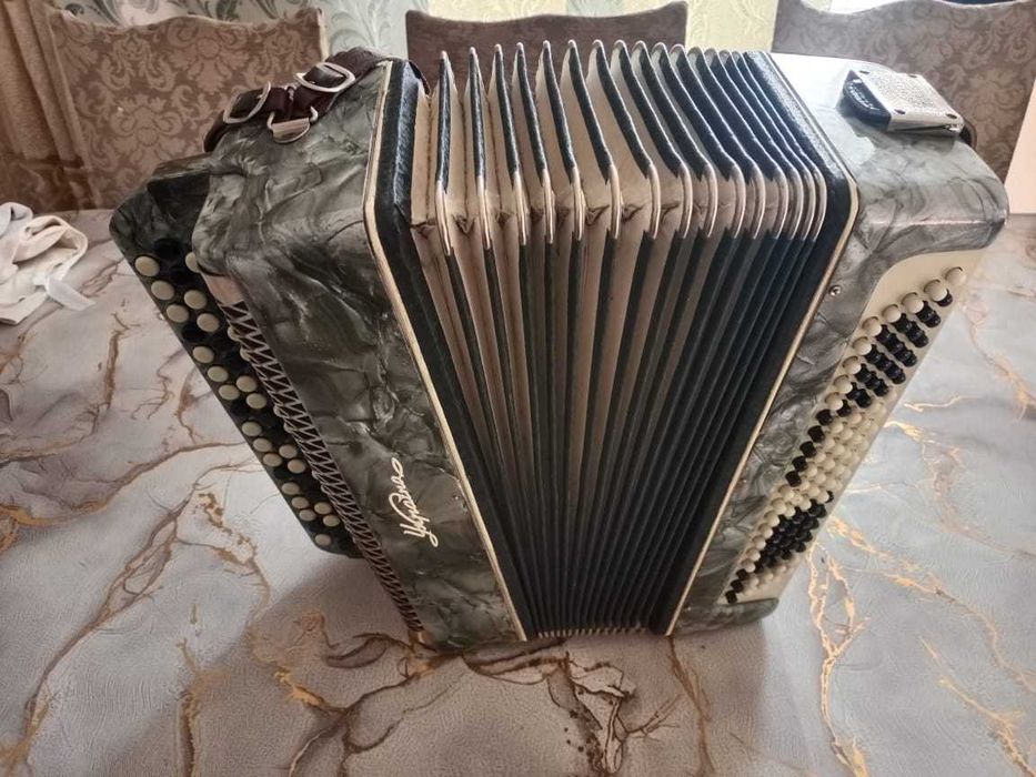 Баян  в отличном состоянии