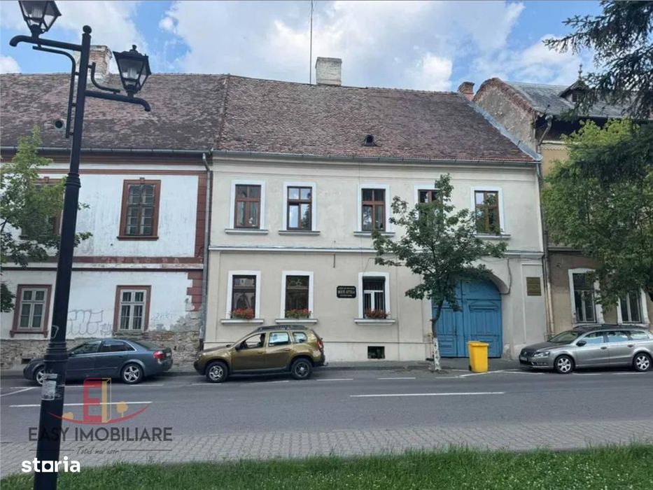 Apartament Ultracentral, UMF, 100mp. Bolyai,etaj 1, Targu Mures