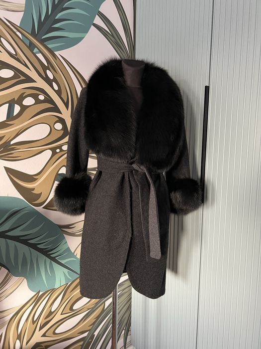 Palton Alpaca cu guler si maneci din blana naturala vulpe