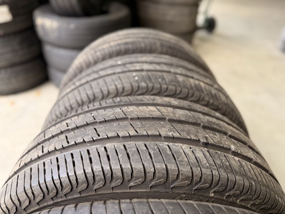 Бусови гуми с джанти 235/65/16С