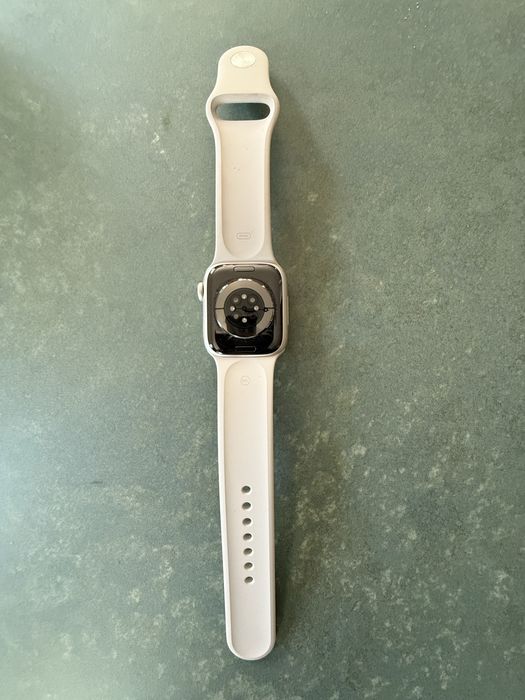 Apple Watch 8, 41 mm cellular starlight