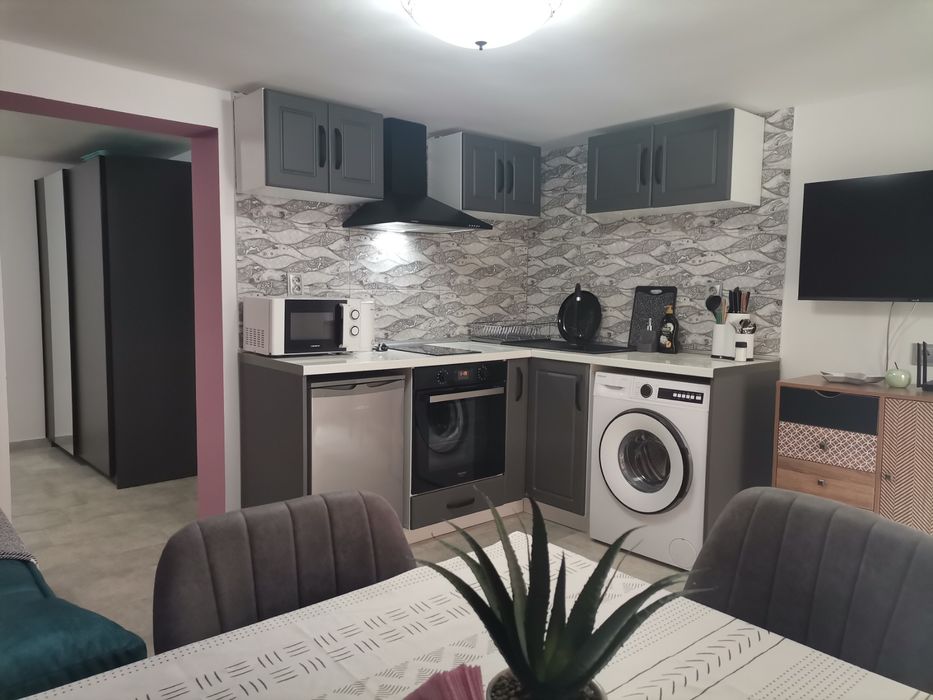 Дава се под наем Едностаен апартамент в Созопол - 40 кв.м за 61.2 € - Снимка #3