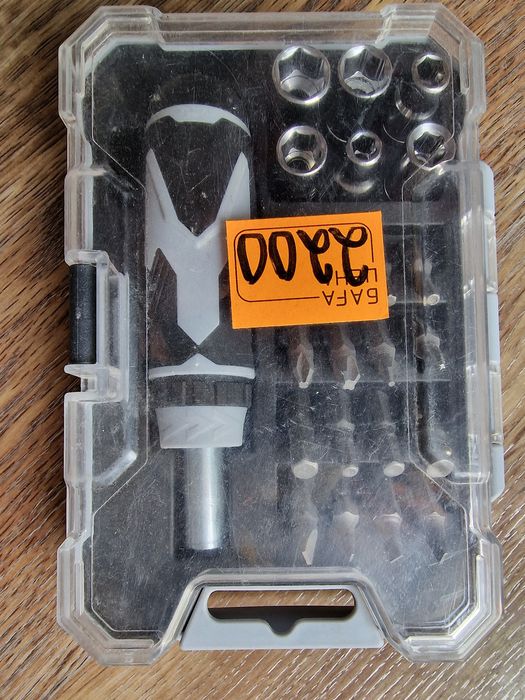 Наборы отвёрток в чехле