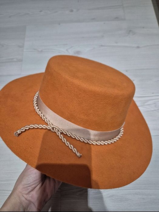 Palarie fetru marime 54