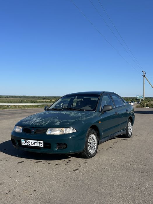 Митсубиси каризма 1.8