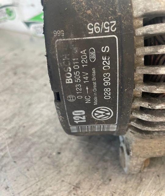 Alternator 028 903025 S/0 123 505 011 Volkswagen VW Golf a 3-a genera