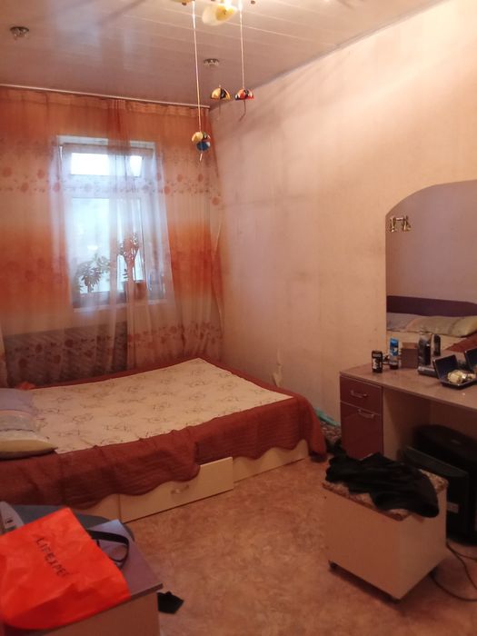Продам 3х переделка на 4хкомнат  ком квартиру