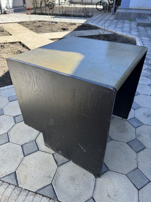 Стол 70*70 см, полка для овощей