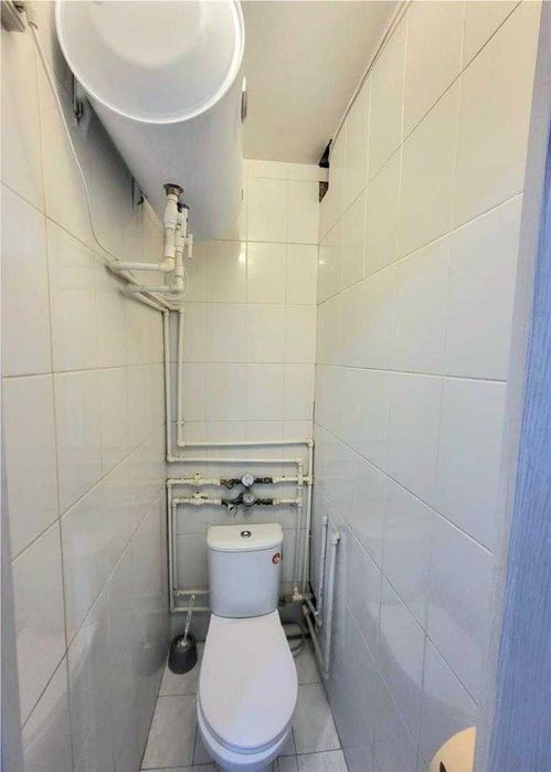 а Продам 3 комнатную Свечка 6 микрорайон