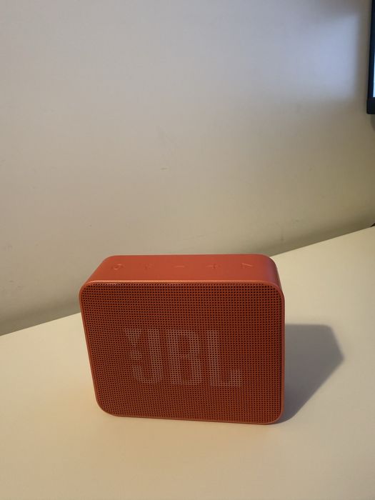 JBL GO Essential