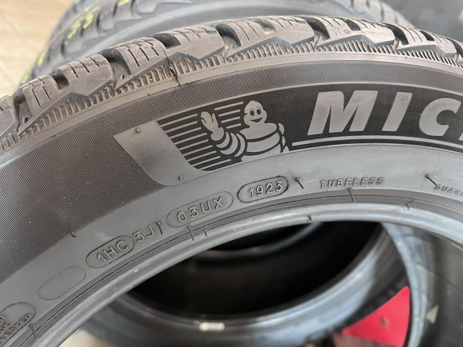 Зимни гуми 235/55 R18 Michelin