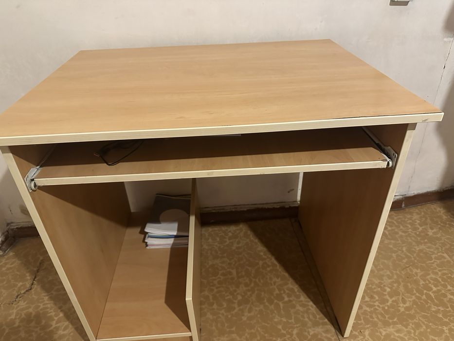 Компьютерные / офисные столы