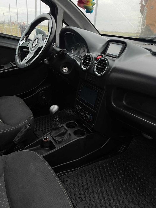 Masina de 16 ani B1– se conduce de la 16 ani!