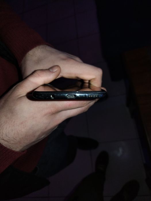 SAMSUNG A70 holati yohshi