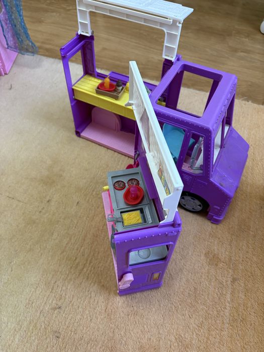 Casa barbie dream house , rulota voyaj, rulota mancare masina si altele