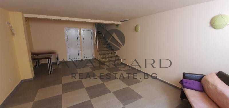 Продава се Магазин в Пловдив, Център - 93 кв.м за 1371 €/кв.м - Снимка #7