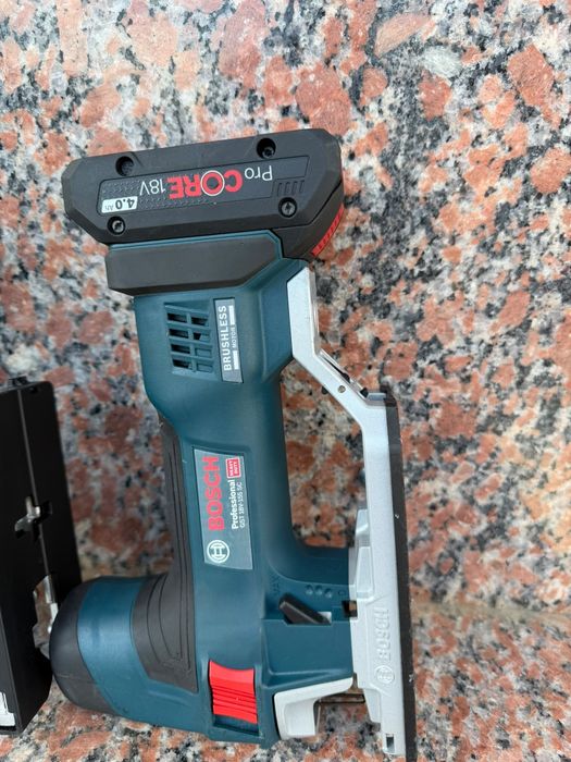 Makita ,Bosch ferestrau pendular pe acumulatori
