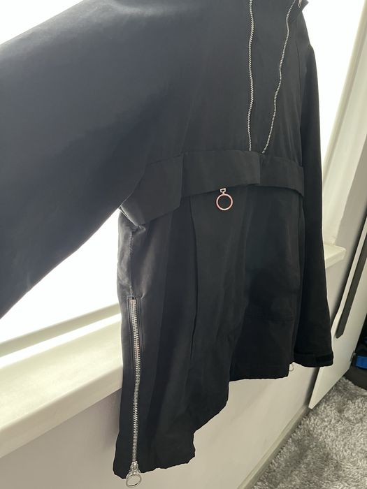 Яке Zara размер М