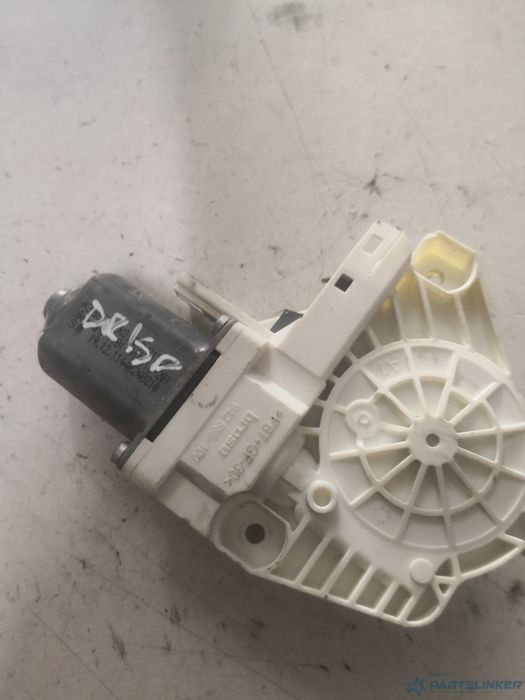 Motoras Stergatoare Dreapta Spate Skoda Superb (3T4) [ 2008 - 2015 ] O