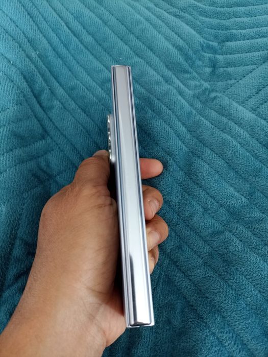 Samsung galaxy z fold 5