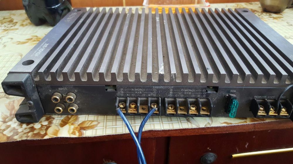 Statie si subwoofer auto