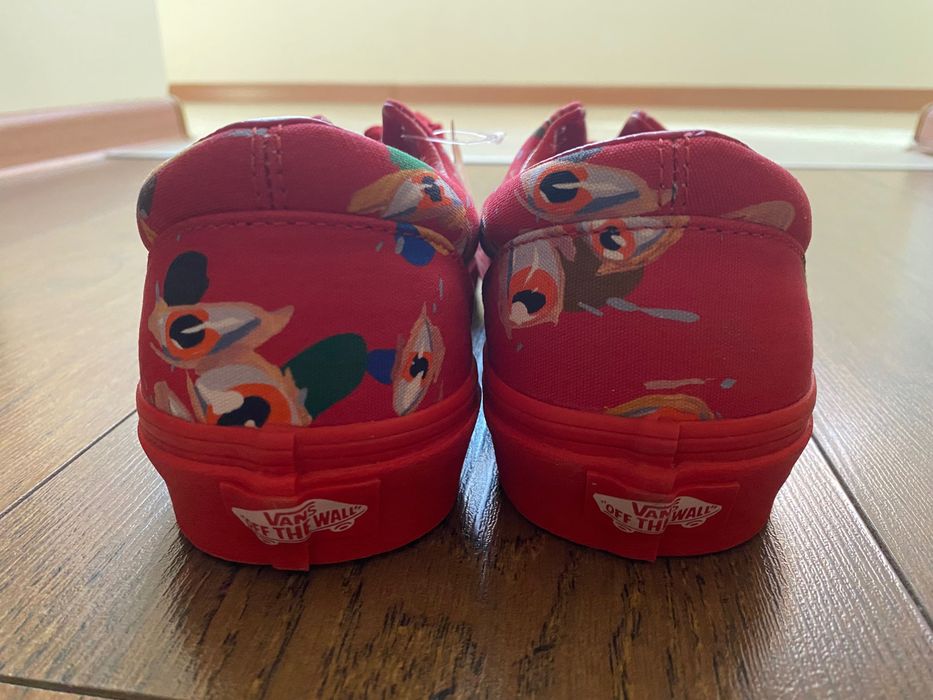 Продам слипоны Vans