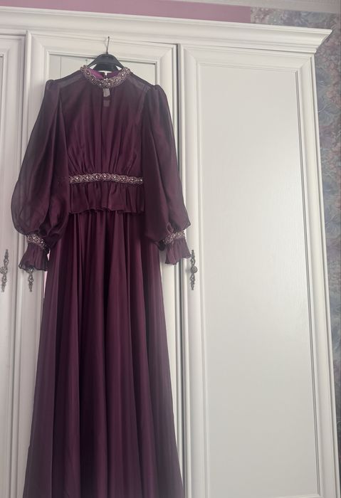 Красивое новое платье