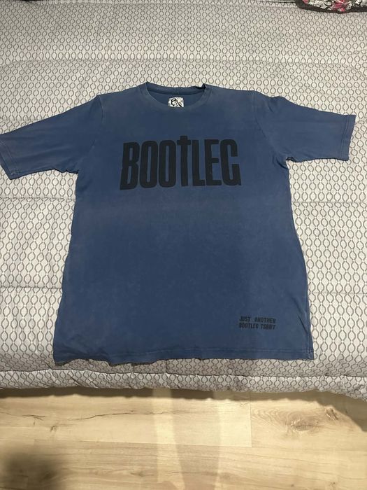 Luda тениска.