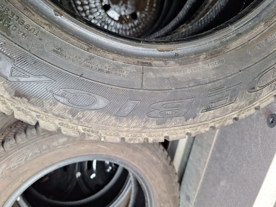 185 70 14-Debica anvelope iarna 2 buc