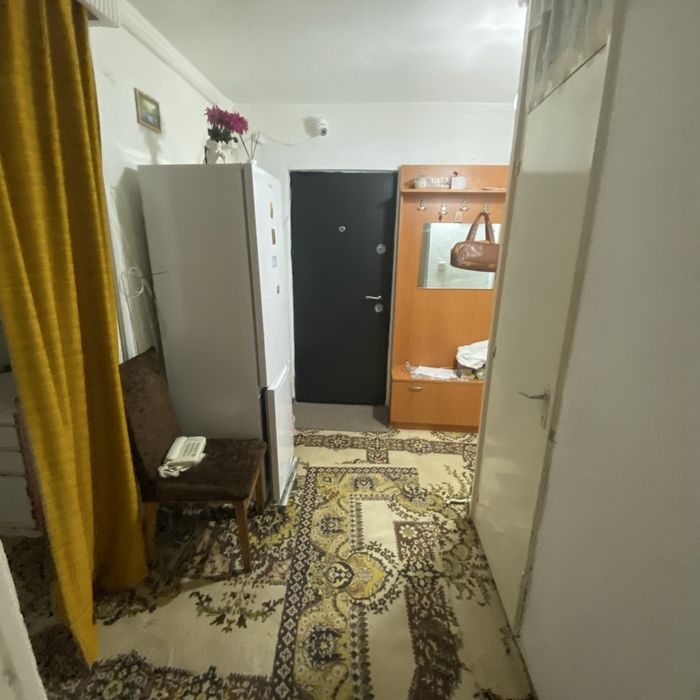 Vand Apartament 2Camere Exercitiu bloc 1987 pret 85.000€