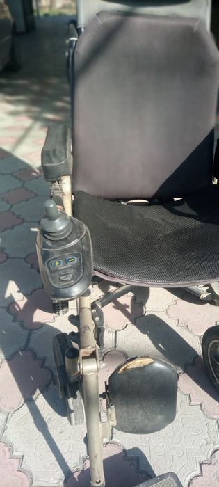 Инвалидная коляска