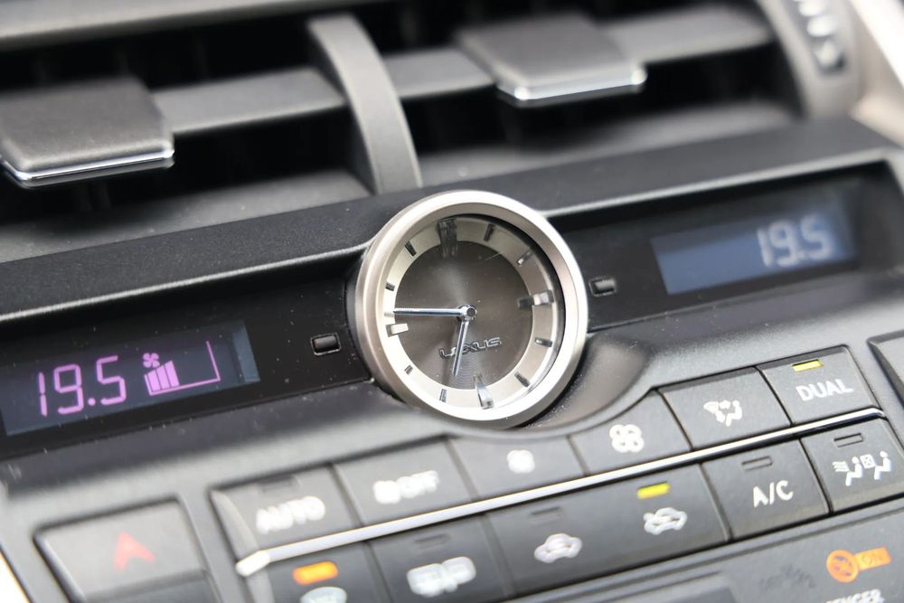 Lexus Seria NX *AWD *Hybrid * Faruri si stopuri LED * Incalzire scaune * Navigatie