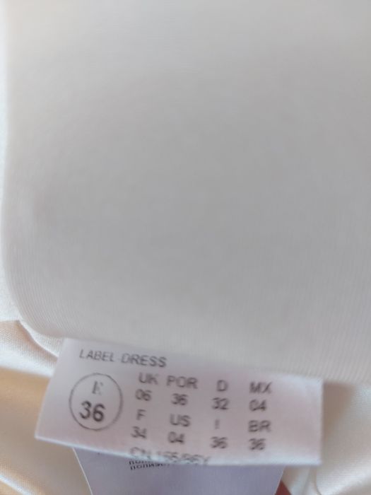 Свадебное платье с шлейфом