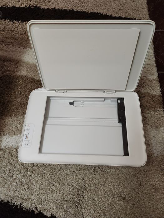 ПродавамHPdeskjet 2320.Мултифункционално устройство