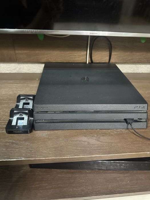 Playstation4 pro гарнтия 1 неделя
