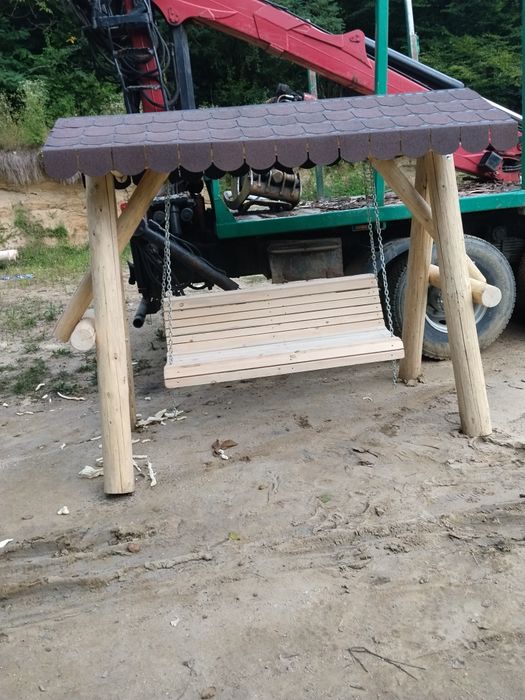Leagăne rustice, mese rustice facem și la comanda livrăm în toată țara  simplu 1500 lei,cu 2 pui 1800 lei